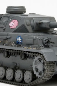 PLATZ Girls und Panzer Tenohira Senshado Collection Panzer IV D-Type Kai (F2 Specs) Anko Team 1/72 Plastic Kit