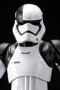 KOTOBUKIYA ARTFX+ Star Wars: The Last Jedi First Order Stormtrooper Executioner 1/10 PVC Figure