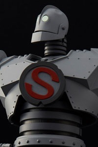 SEN-TI-NEL RIOBOT Iron Giant Action Figure