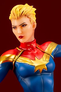 KOTOBUKIYA ARTFX+ MARVEL UNIVERSE Captain Marvel 1/10 PVC Figure