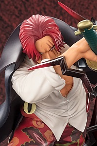 BANDAI SPIRITS Figuarts ZERO [Chogekisen] Shanks -Kamihi-