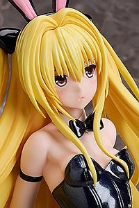 FREEing To LOVE-ru Darkness Konjiki no Yami Bunny Ver. 1/6 Plastic Figure