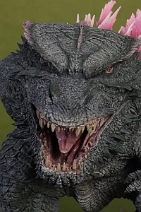 X PLUS Defo-Real GODZILLA (2024) EVOLVED Ver. FROM GODZILLA x KONG: THE NEW EMPIRE Plastic Figure