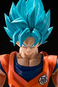 BANDAI SPIRITS S.H.Figuarts Super Saiyan God Super Saiyan Son Goku <Genkai o Koeshi Aoki Chikara>