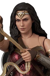 MedicomToy MAFEX No.296 WONDER WOMAN (ZACK SNYDER'S JUSTICE LEAGUE Ver.) Action Figure