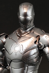 Hot Toys Movie Masterpiece Iron Man 2 Iron Man Mark 2 Armor