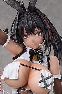 FREEing Shouri no Megami: NIKKE Bay Radiant Rabbit 1/4 Plastic Figure