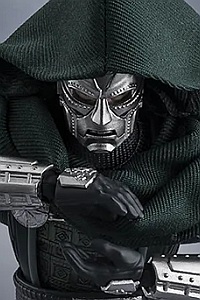 BANDAI SPIRITS S.H.Figuarts Dr. Doom (Avengers/Doomsday)