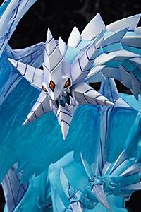 AMAKUNI Yu-Gi-Oh! Card Game Monster Figure Collection Kori-kekkai no Ryu Brionac Plastic Figure