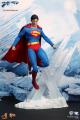 Hot Toys Movie Masterpiece Superman Superman 1/6 Action Figure gallery thumbnail