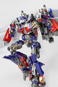 KOTOBUKIYA Sci-fi Revoltech No.040 Transformers Dark Side Moon Jet Wing Equip Optimus Prime