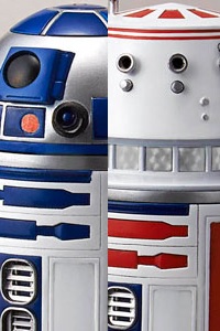 BANDAI SPIRITS Star Wars R2-D2 & R5-D4 1/12 Plastic Kit