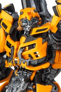 KAIYODO Legacy of Revoltech Sci-fi Revoltech LR-050 Transformers Bumblebee