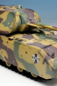 PLATZ Girls und Panzer Super Heavy Tank Maus Kuromorimine Girls High School 1/35 Plastic Kit