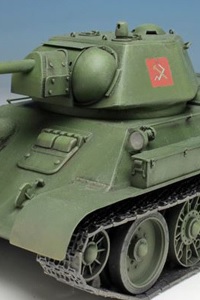PLATZ Girls und Panzer T-34/76 Pravda High School 1/35 Plastic Kit