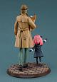 GOOD SMILE COMPANY (GSC) SPY x FAMILY Anya & Loid 1/7 Plastic Figure gallery thumbnail