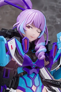 Aoshima V.F.G. MC-17 Macross Delta VF-31J Siegfried Mikumo Guynemer Plastic Kit