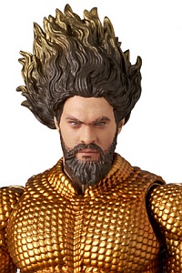 MedicomToy MAFEX No.267 AQUAMAN (GOLD & GREEN SUIT) Action Figure