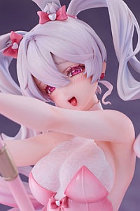 Hobby Sakura Tsue Bunny Gil Illustration by Tuzhate 1/7 Plastic Figure
