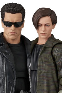 MedicomToy MAFEX No.280 T-800 (T2 Ver.) & John Connor Action Figure