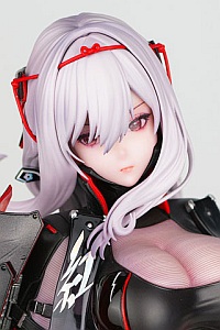 GNFTOYZ & Hobby Sakura Shouri no Megami: NIKKE Kuren: Black Shadow 1/4 Plastic Figure