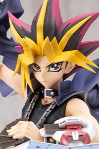KOTOBUKIYA Yu-Gi-Oh! Duel Monsters ARTFX J Yami Yugi -Atsuki Kettousha-tachi- 1/7 Plastic Figure