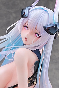 Alphamax Azur Lane Kearsarge -Dakimakura Ver.- 1/7 Plastic Figure