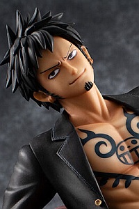 MegaHouse Portrait.Of.Pirates ONE PIECE S.O.C Trafalgar Law Ver.R Plastic Figure